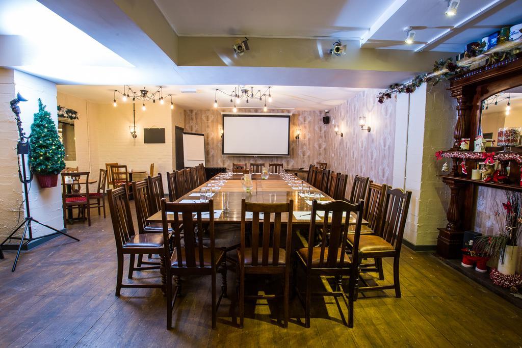 The Duke Of Edinburgh Hotel & Bar Barrow-in-Furness Ngoại thất bức ảnh