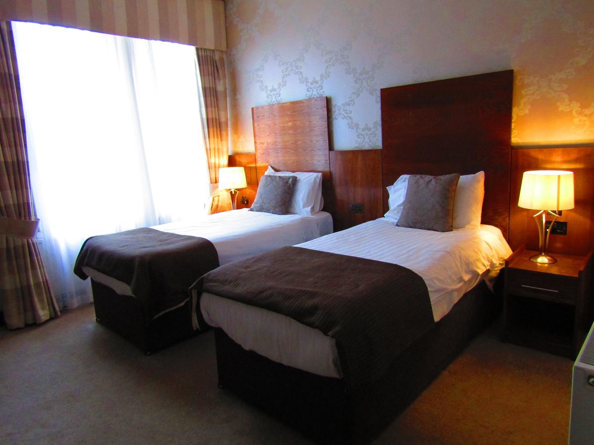 The Duke Of Edinburgh Hotel & Bar Barrow-in-Furness Ngoại thất bức ảnh