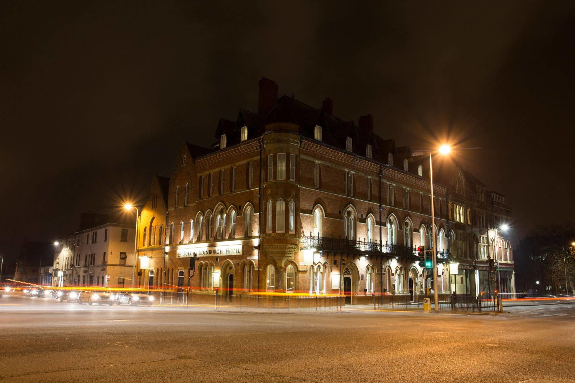 The Duke Of Edinburgh Hotel & Bar Barrow-in-Furness Ngoại thất bức ảnh